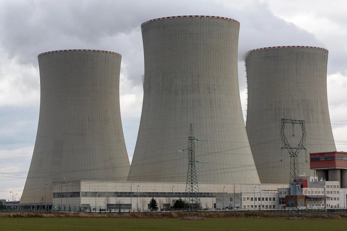 原発、原発、原子エネルギー、冷却塔、電力所、エネルギー、エネルギー転換、電気、電力生成、エネルギー消費、電力